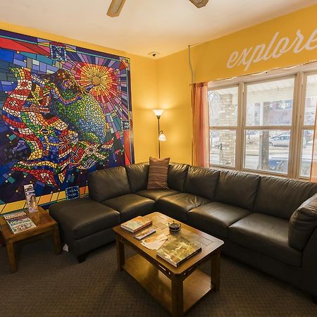 Hi - Madison Hostel Exterior photo