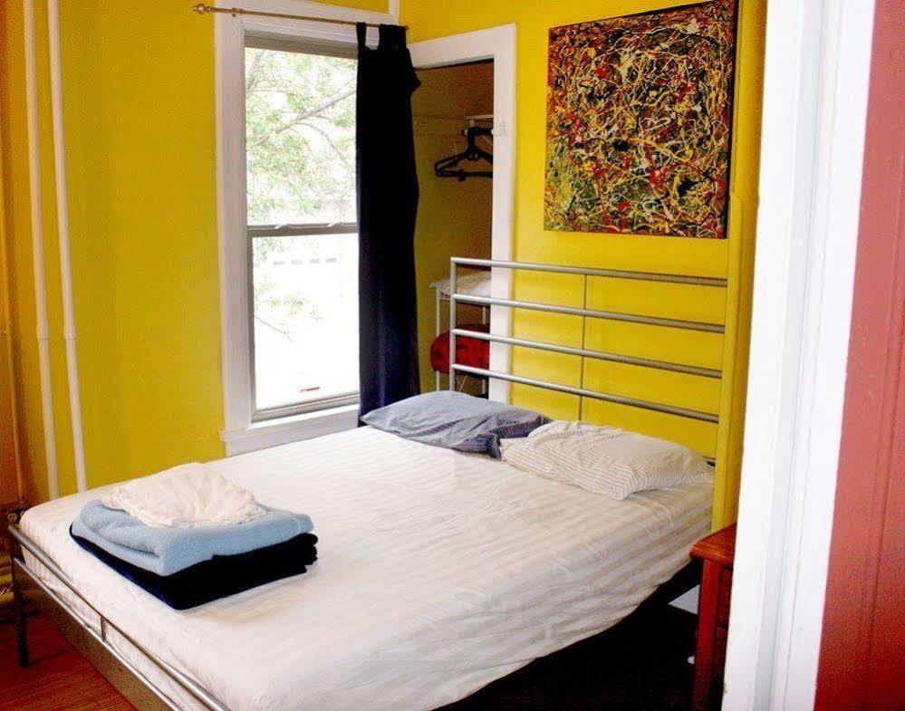 Hi - Madison Hostel Exterior photo