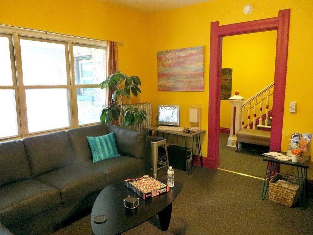 Hi - Madison Hostel Exterior photo